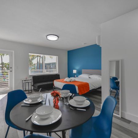 Amazing Balcony Studio At The Beach With Parking -M44 Χόλιγουντ Εξωτερικό φωτογραφία